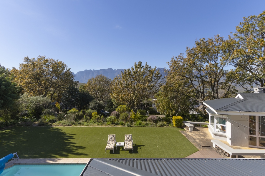 4 Bedroom Property for Sale in Erinvale Golf Estate Western Cape